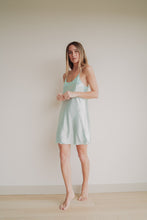 Load image into Gallery viewer, CAMISÓN RASO BABY BLUE
